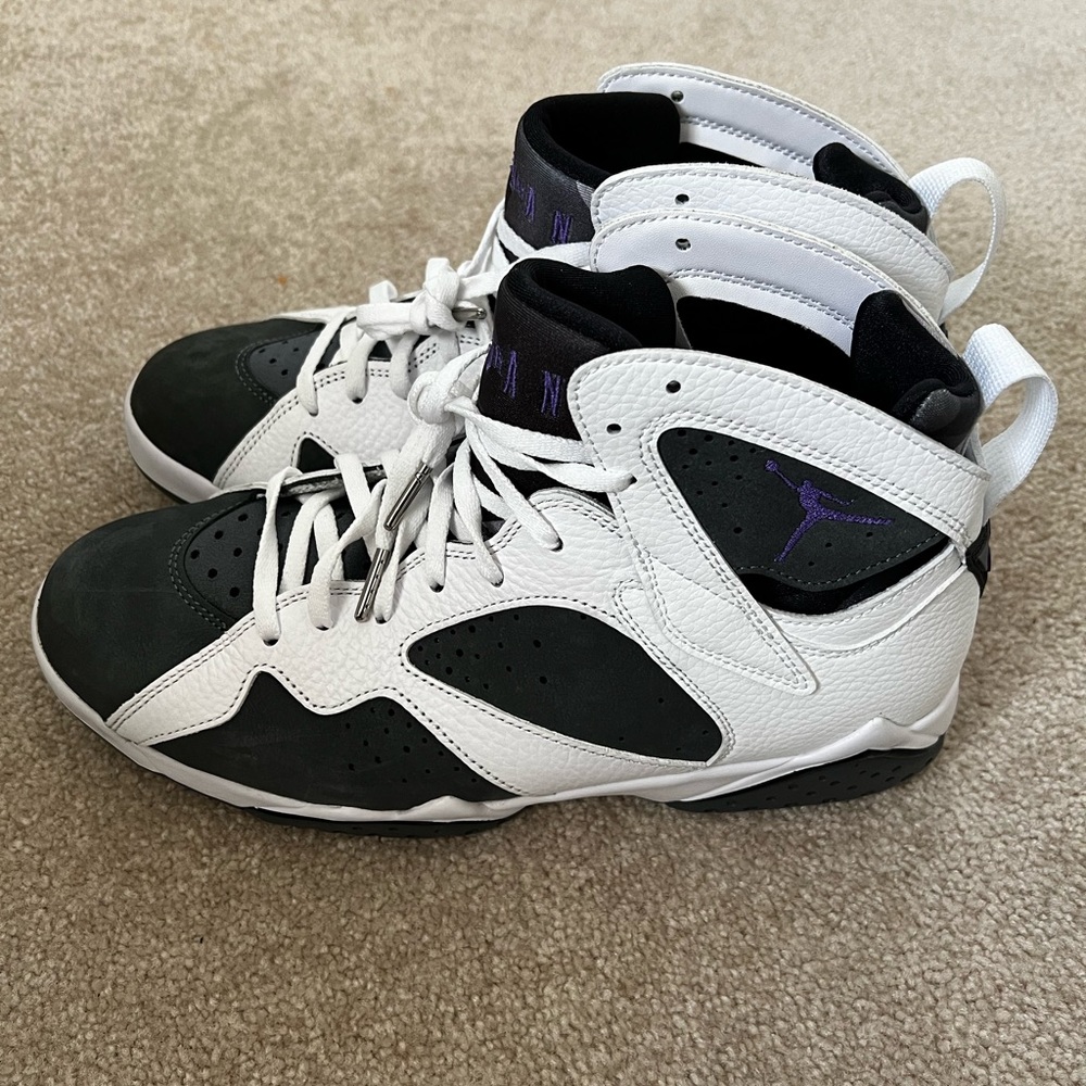 Brand new Nike air jordan 7 flint retro size 10 men’s